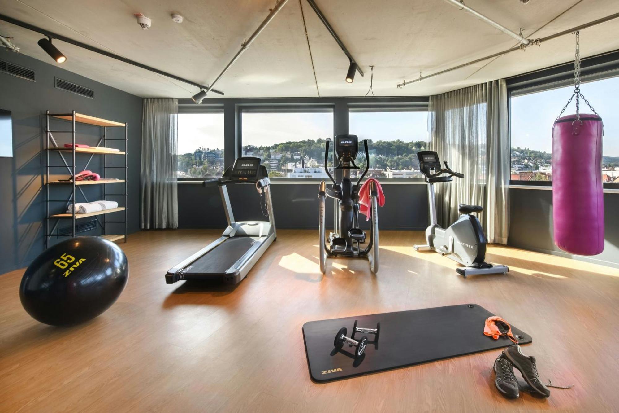 Moxy Stuttgart Feuerbach Hotel ภายนอก รูปภาพ