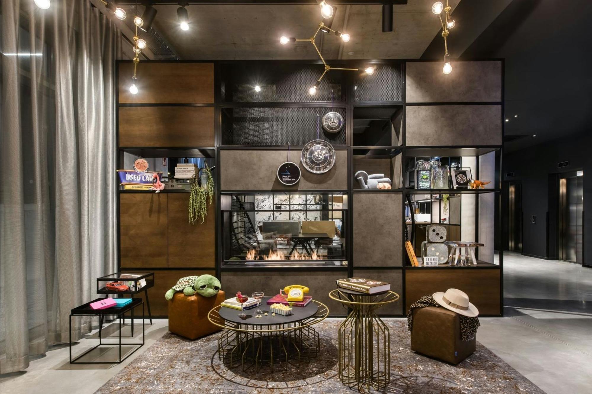 Moxy Stuttgart Feuerbach Hotel ภายนอก รูปภาพ